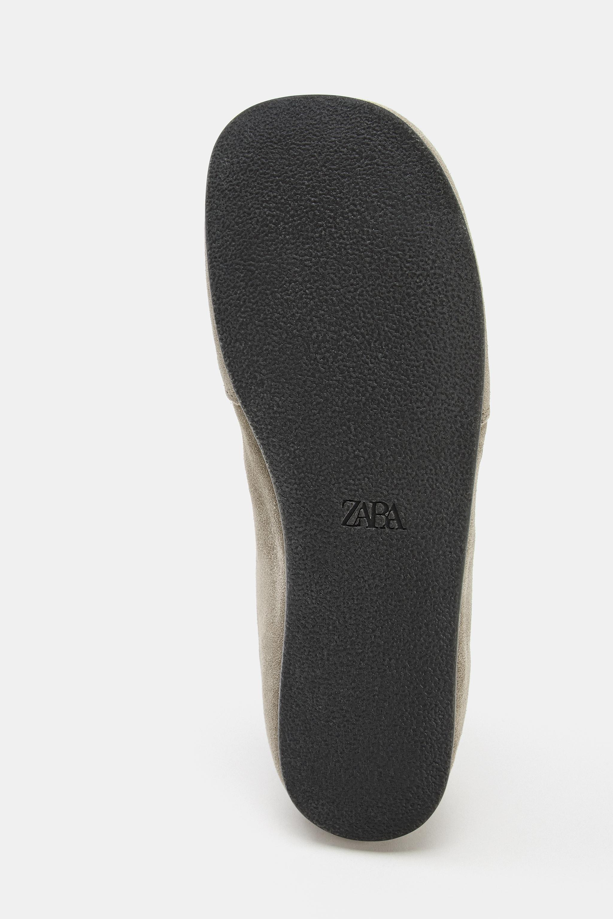 CHAUSSURES PLATES SPORTIVES EN DAIM